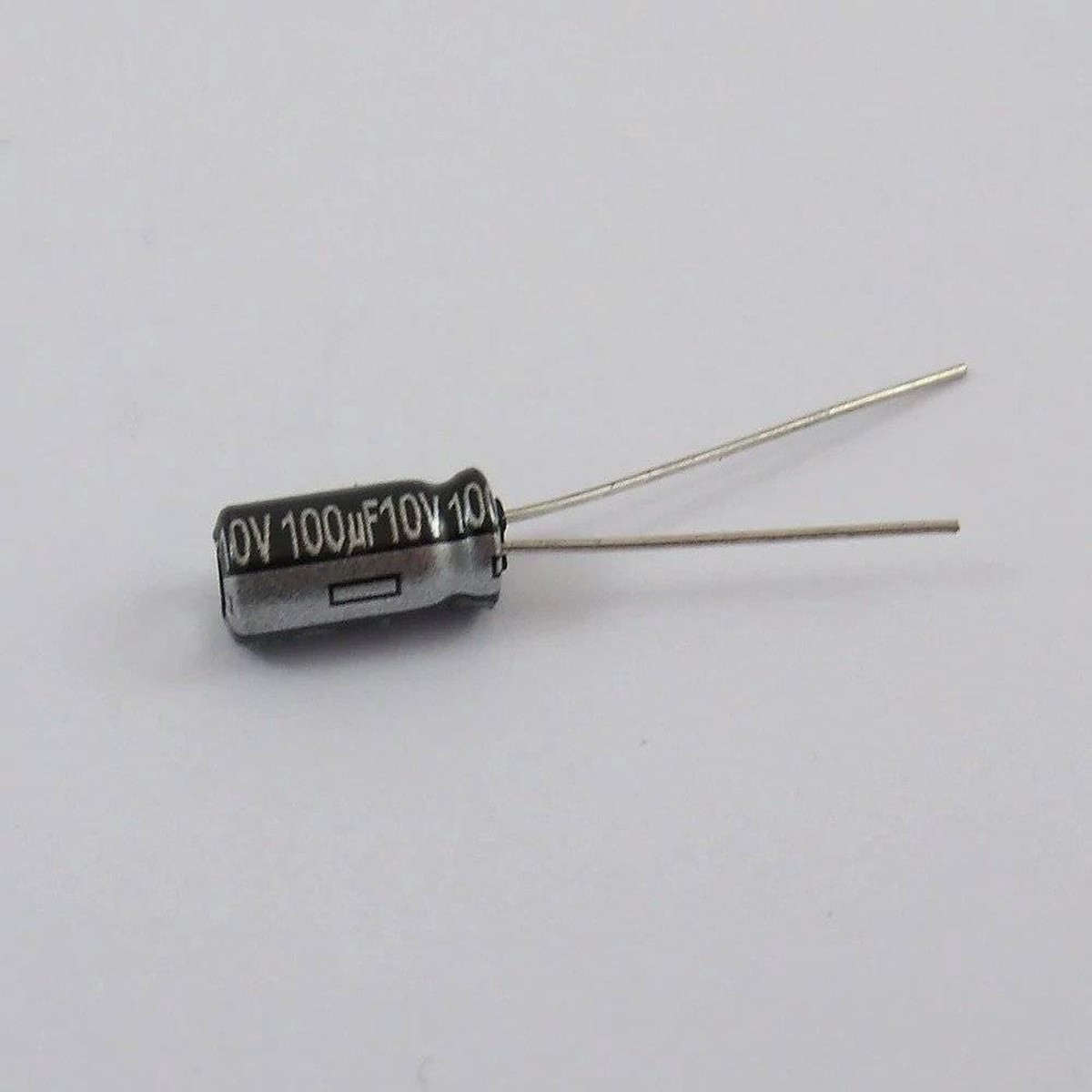 100uf 10v Capacitor