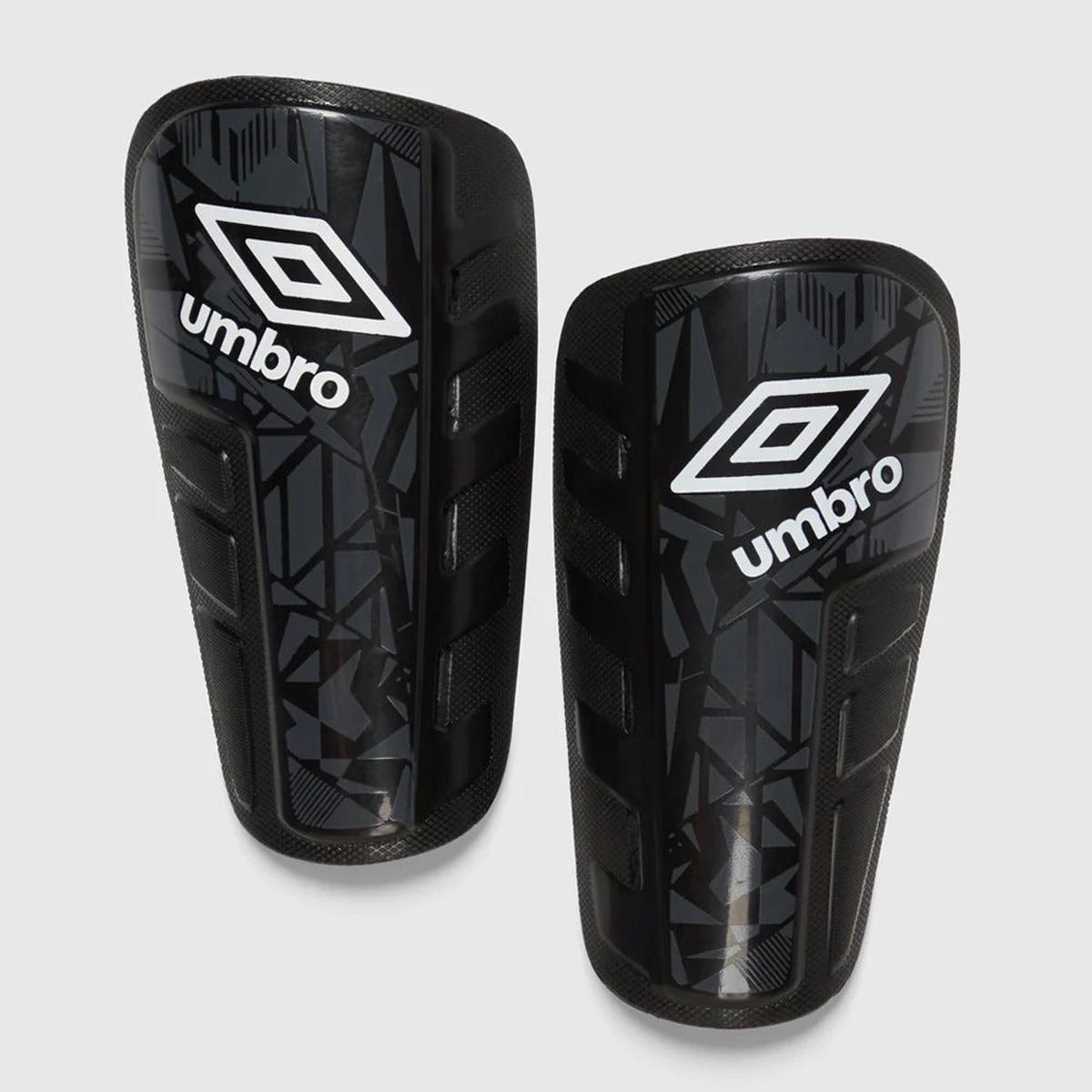 Umbro Defender Shin Guard